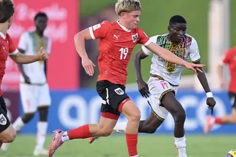 مونديال الناشئين.. أيرلندا والنمسا وأمريكا إلى دور الـ32.. والسعودية تحيي آمالها